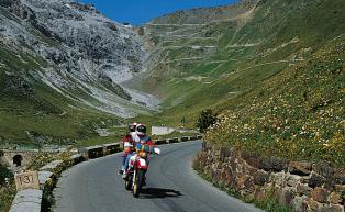 Motorbike tour of the Stilfser Joch