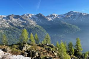 Ultner Berge im Morgenlicht