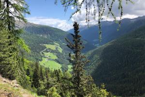 Val d'Ultimo visto dall alto