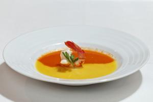 Zuppa di peperoni con gambero