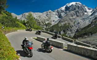 Tour in motocicletta sul passo dello Stelvio