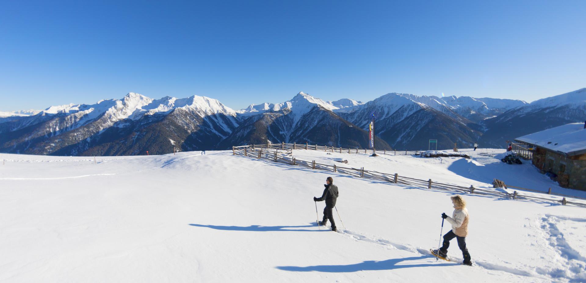 Schneeschuhwanderung im Skigebiet Schwemmalm