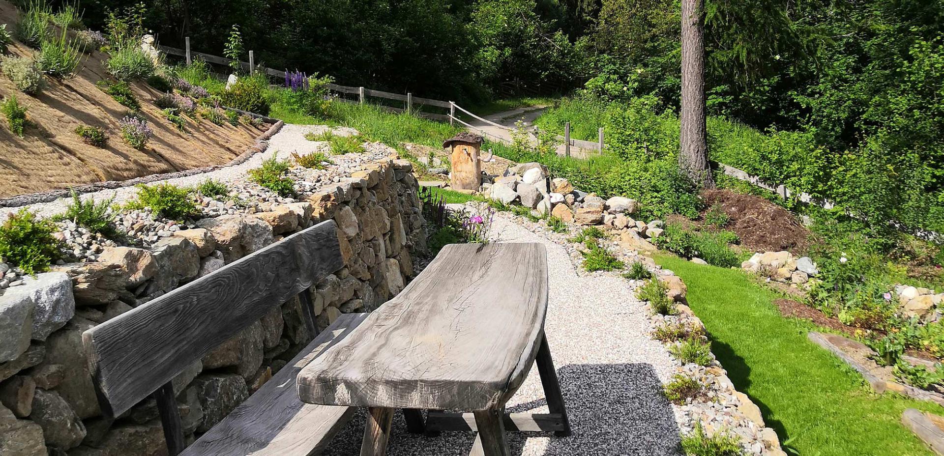 Panoramic sun-terrace with views of Ultental