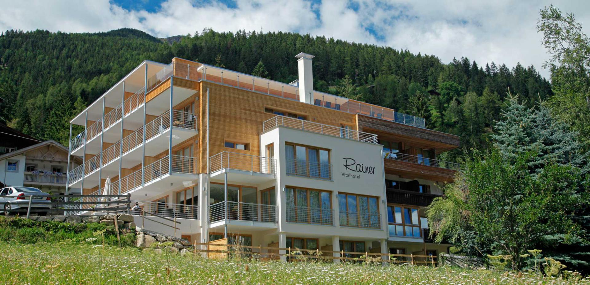 Vitalhotel Rainer in St. Walburg in Ultental