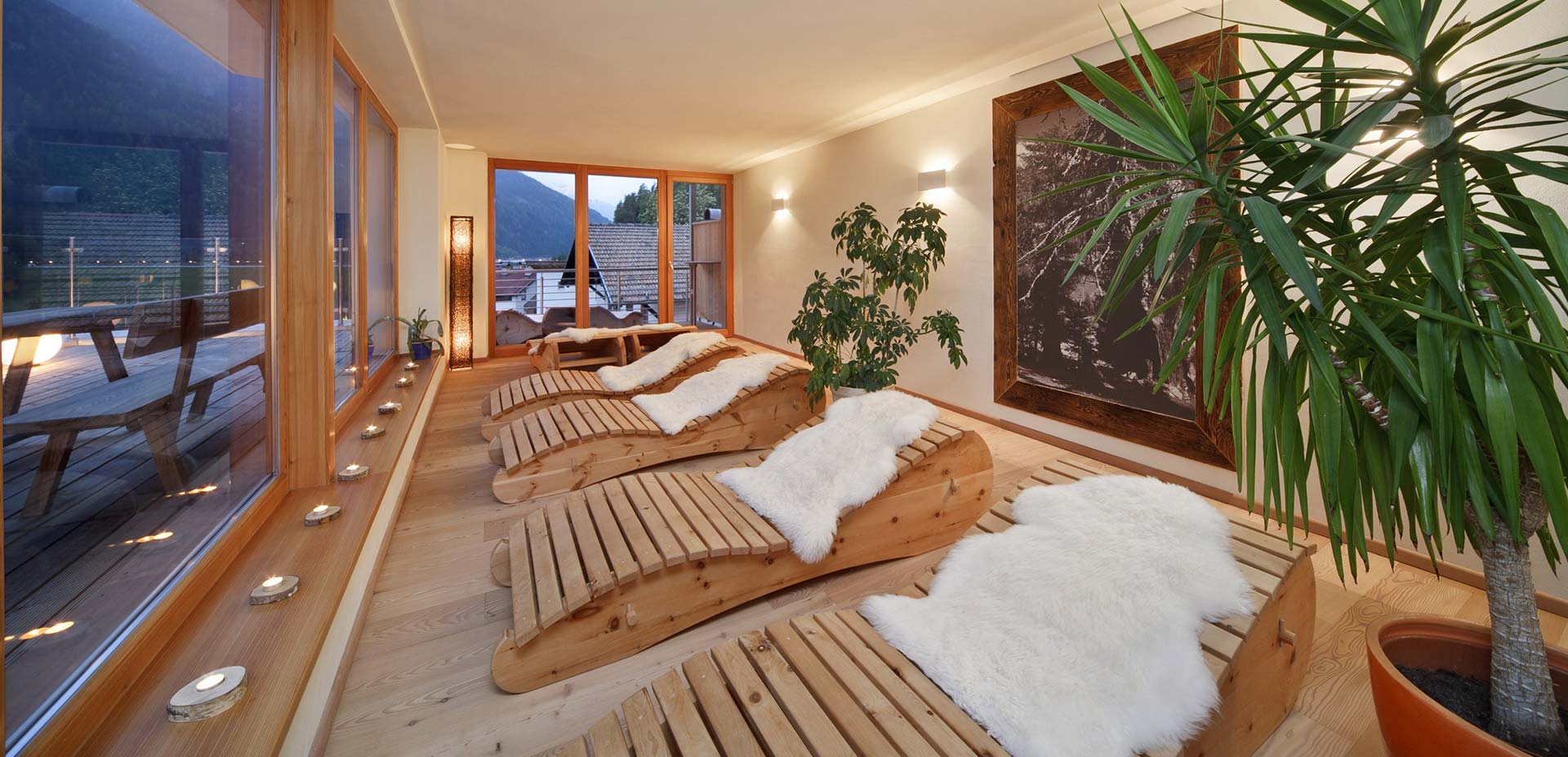 Relaxation room with panoramic views